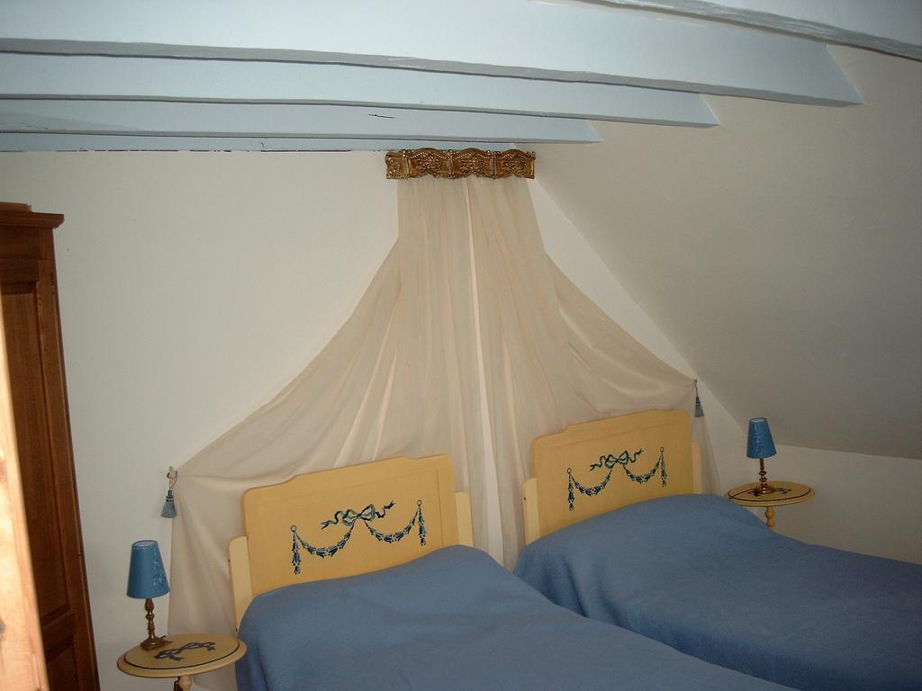 B&B Au Petit Tambour D'Autingues Zimmer foto